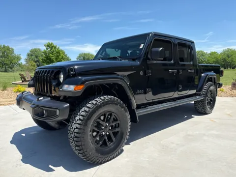 Black 2022 JEEP GLADIATOR SPORT for sale in Clinton, MO