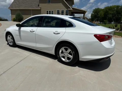 More photos of 2023 CHEVROLET MALIBU LS at Banks Motors LLC, MO