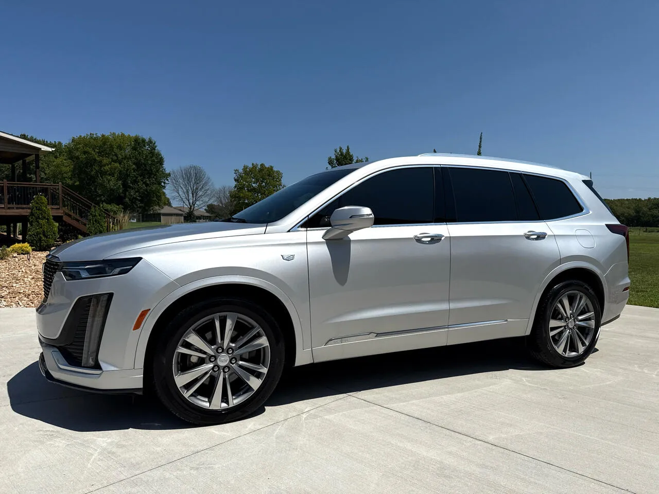 Silver 2020 CADILLAC XT6 PREMIUM LUXURY for sale in Clinton, MO