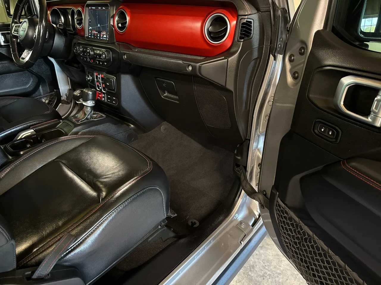 2020 Jeep Gladiator Rubicon - Photo 14