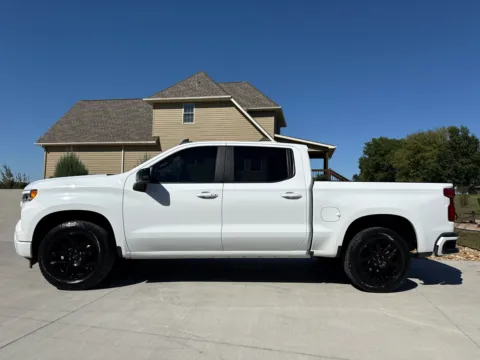 Photos of 2022 Chevrolet Silverado 1500 Crew Cab RST Pickup 4D 5 3/4 ft for sale in Clinton, MO at Banks Motors LLC