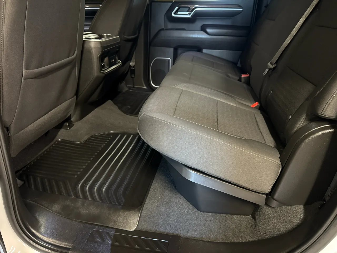2022 Chevrolet Silverado 1500 RST - Photo 18