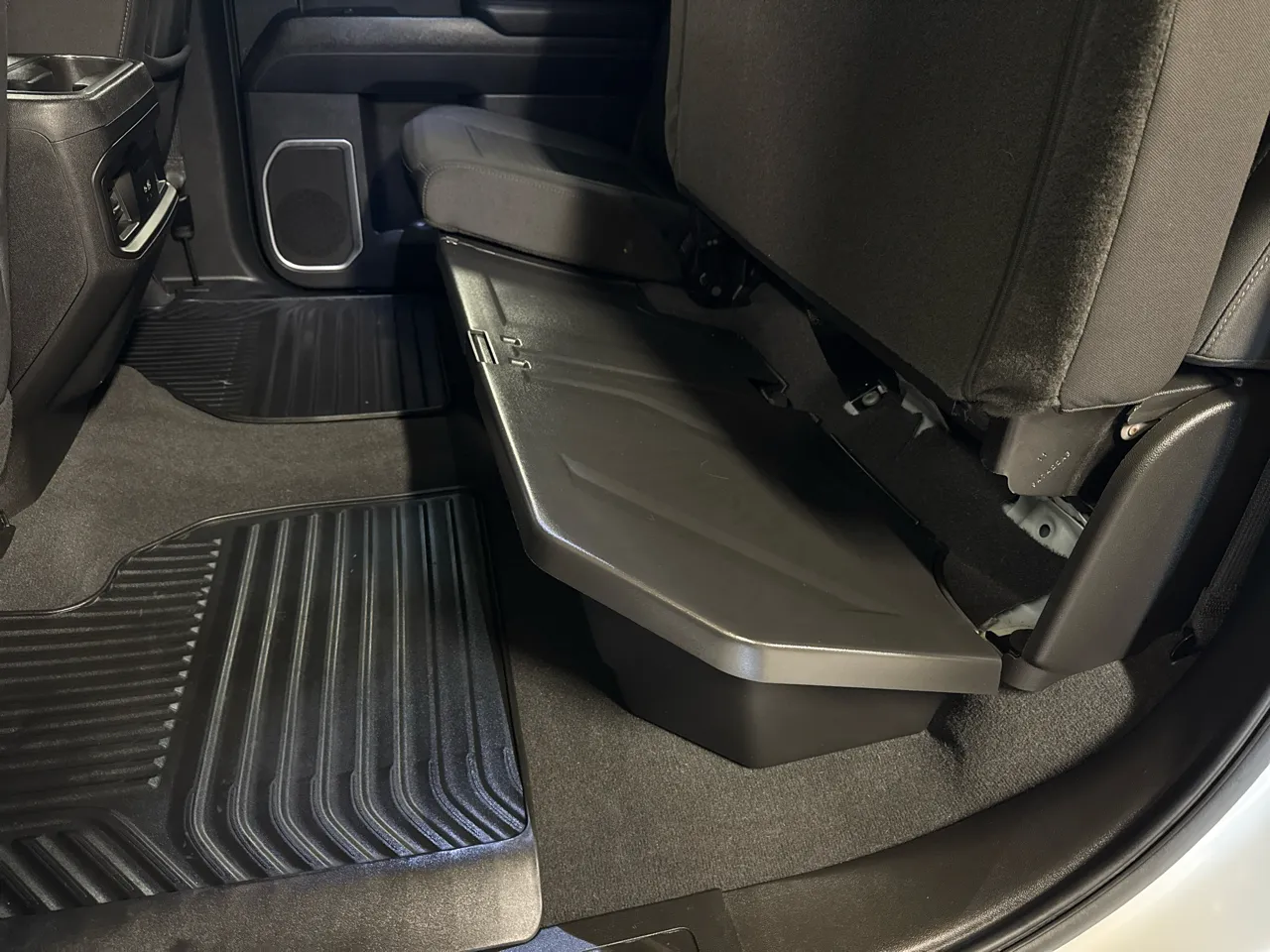 2022 Chevrolet Silverado 1500 RST - Photo 19