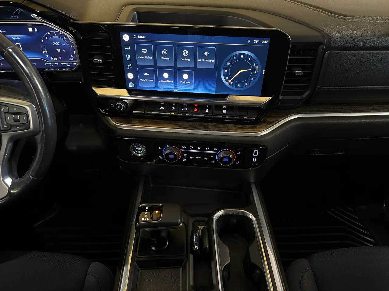 2022 Chevrolet Silverado 1500 RST - Photo 14