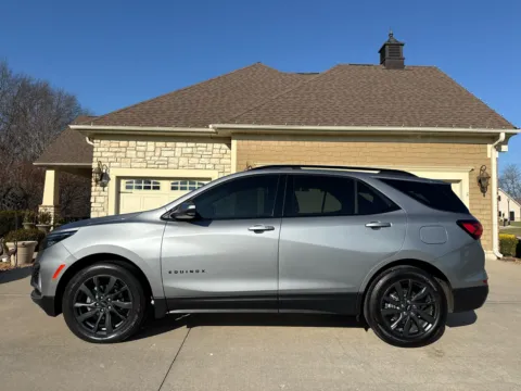 More photos of 2023 CHEVROLET EQUINOX RS at Banks Motors LLC, MO