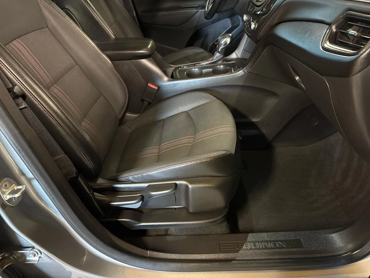 2023 Chevrolet Equinox RS - Photo 16