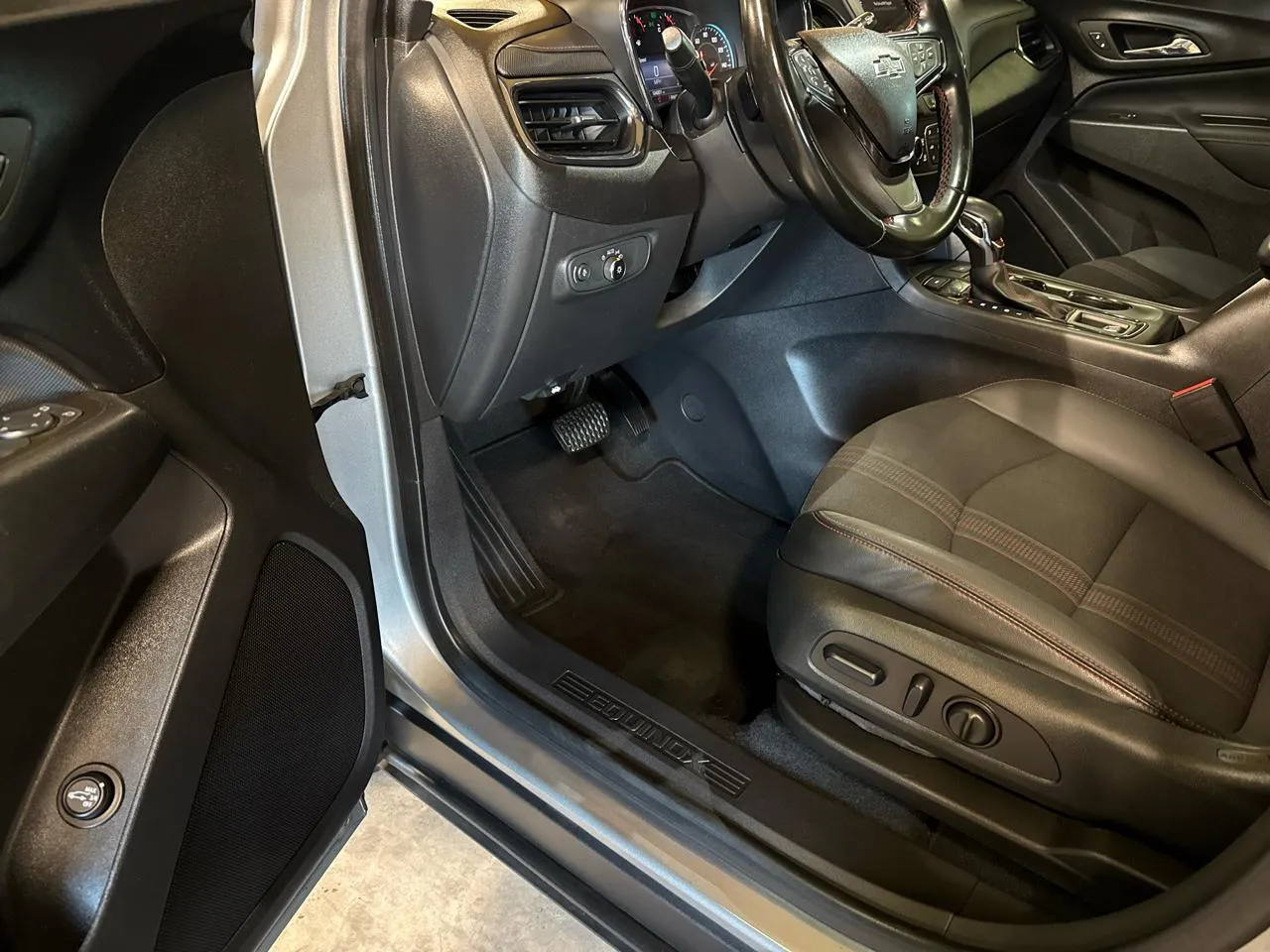 2023 Chevrolet Equinox RS - Photo 13