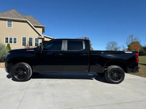 Photos of 2020 CHEVROLET SILVERADO 1500 LT TRAIL BOSS for sale in Clinton, MO at Banks Motors LLC