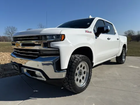 Another view of 2021 CHEVROLET SILVERADO 1500 LTZ for sale in Clinton, MO at Banks Motors LLC