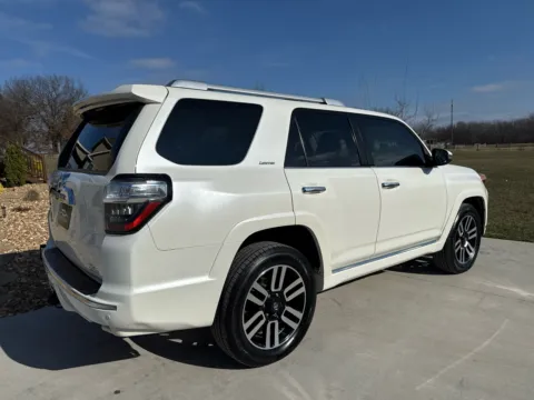 More photos of 2014 TOYOTA 4RUNNER SR5 at Banks Motors LLC, MO