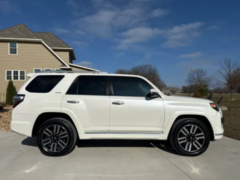 More photos of 2014 TOYOTA 4RUNNER SR5 at Banks Motors LLC, MO