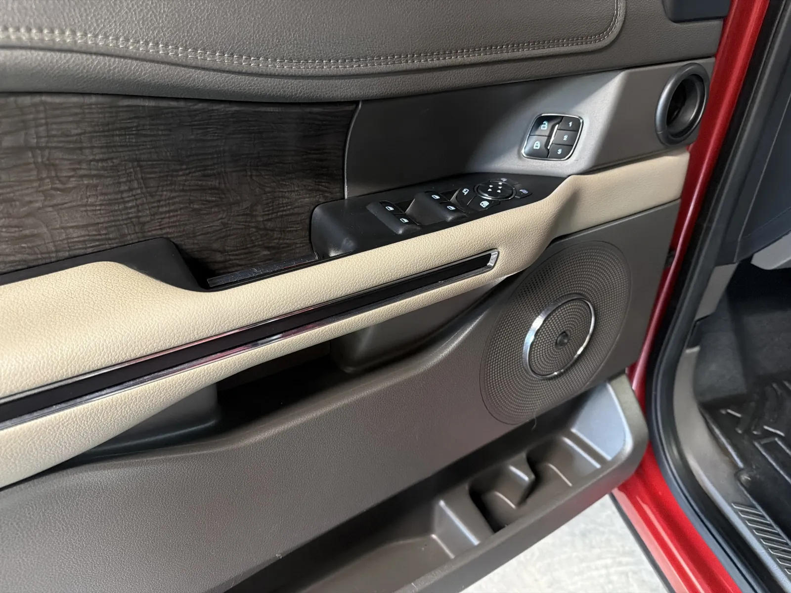 2021 Ford Expedition Limited - Photo 30