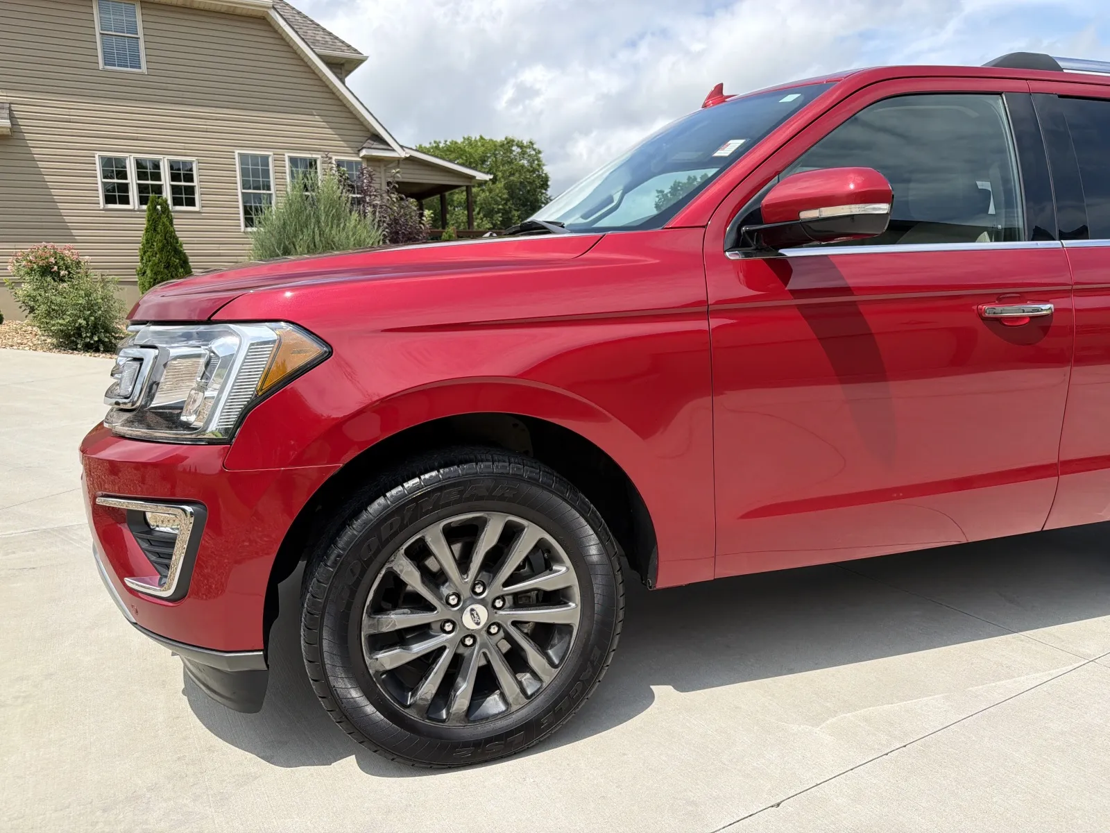 2021 Ford Expedition Limited - Photo 8
