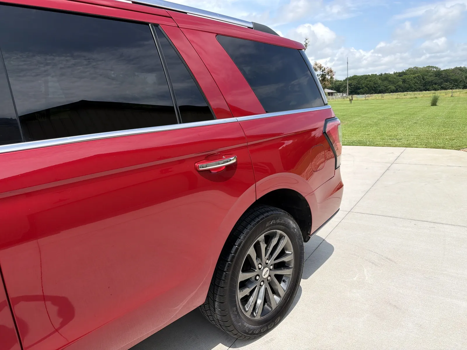 2021 Ford Expedition Limited - Photo 10