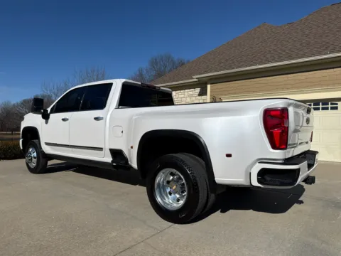 Another view of 2025 CHEVROLET SILVERADO 3500 HIGH COUNTRY for sale in Clinton, MO at Banks Motors LLC