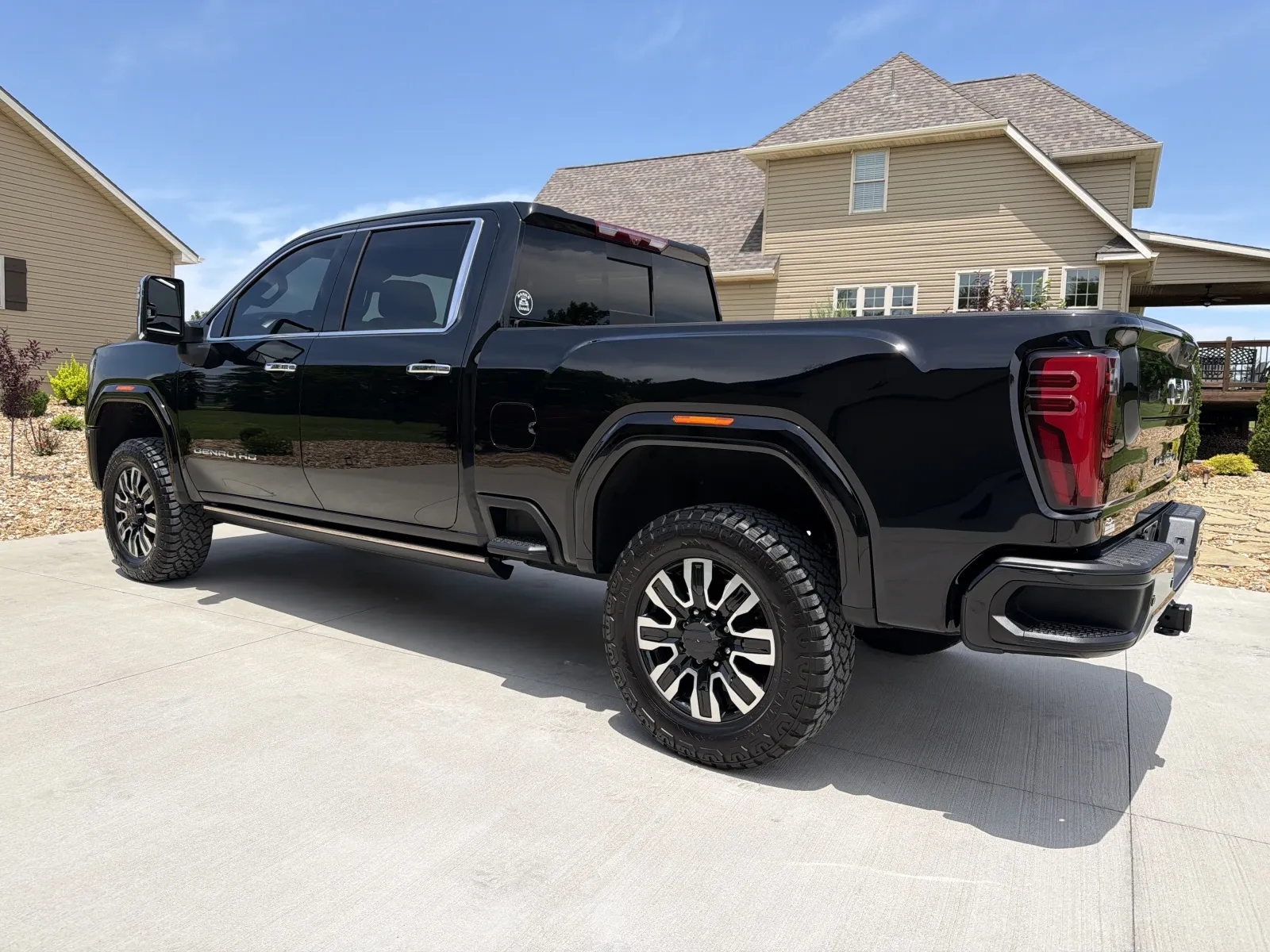 Another view of 2024 GMC Sierra 2500 HD Crew Cab Denali Ultimate Pickup 4D 6 1/2 ft for sale in Clinton, MO at Banks Motors LLC