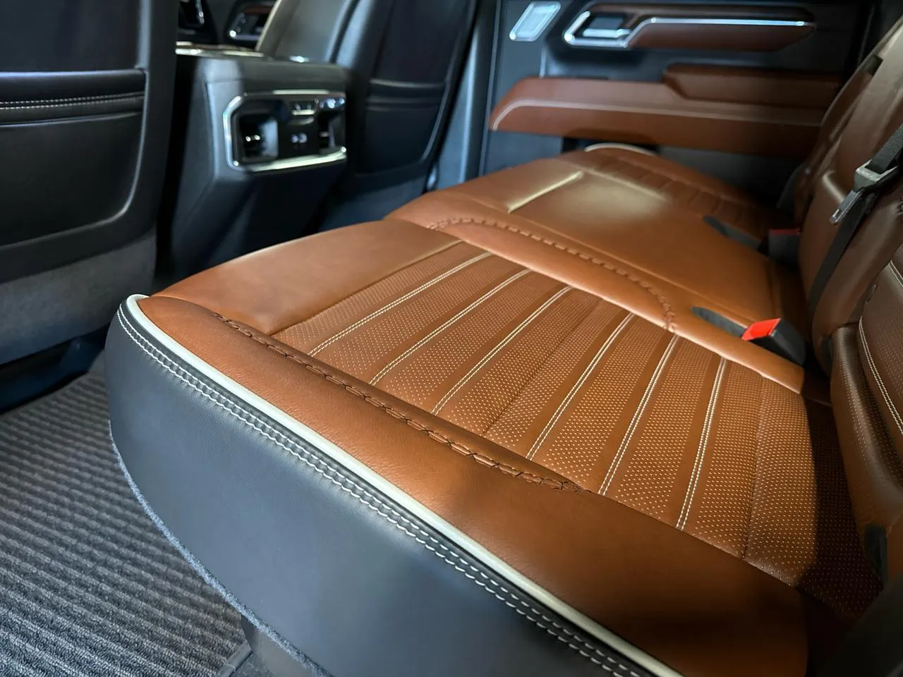2024 GMC Sierra 2500HD Denali Ultimate - Photo 20