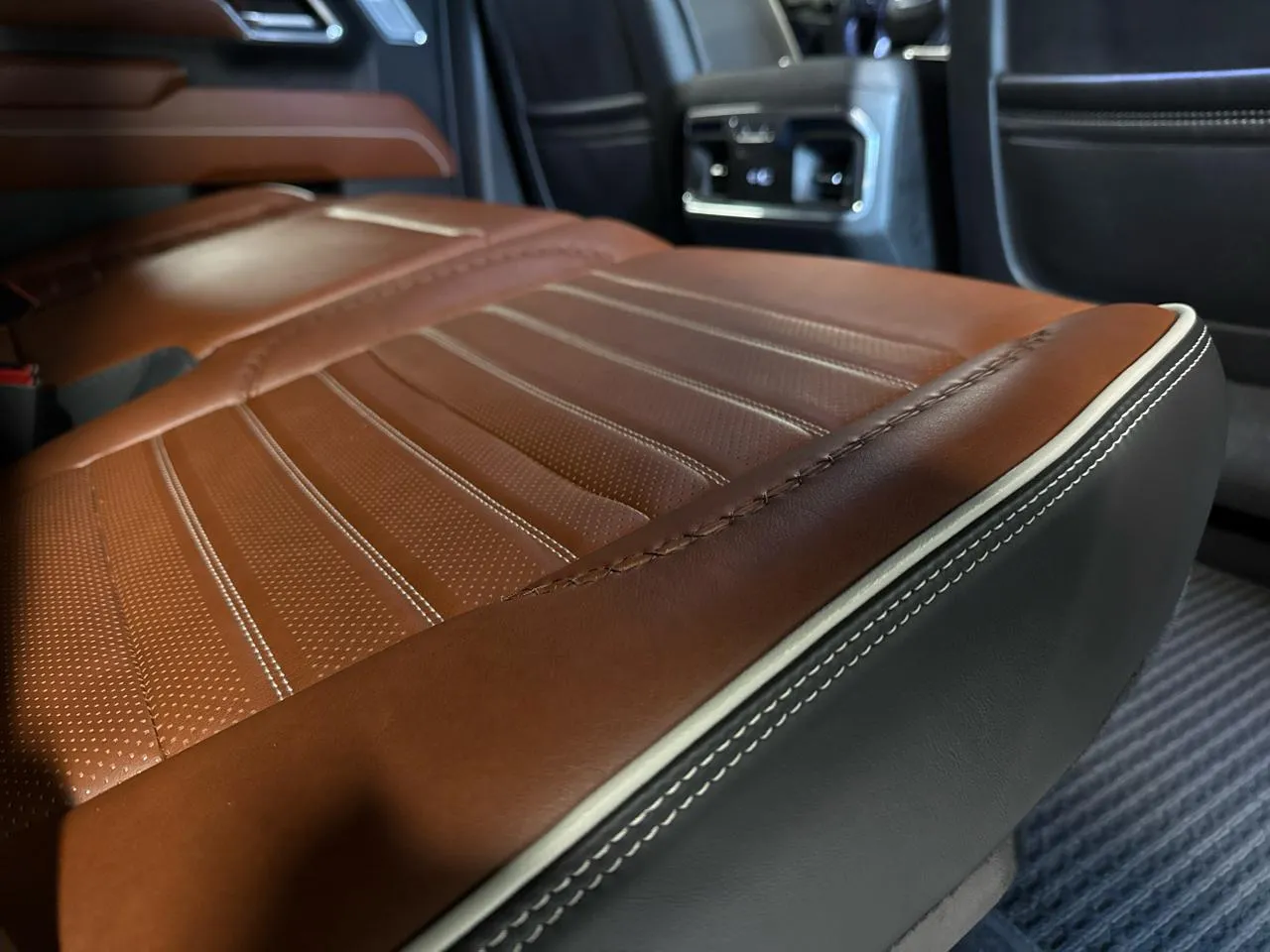 2024 GMC Sierra 2500HD Denali Ultimate - Photo 24