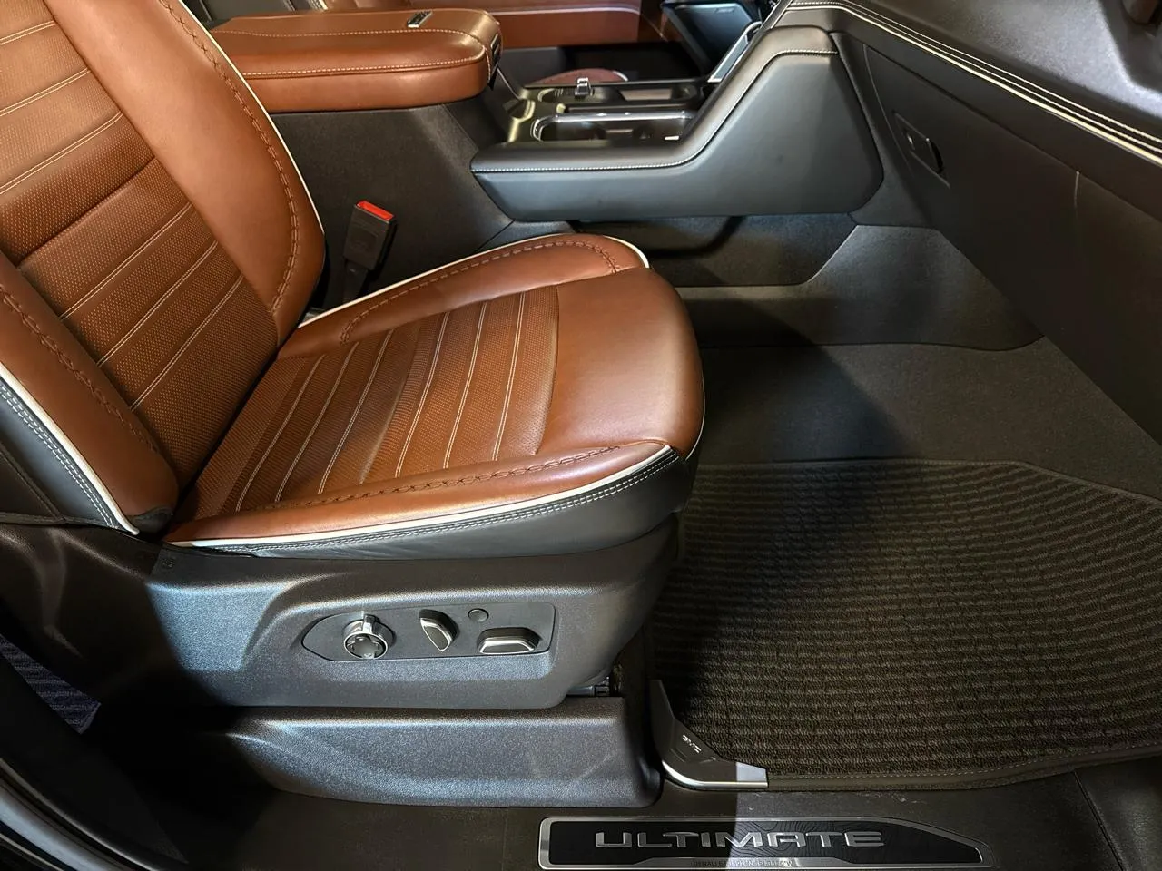 2024 GMC Sierra 2500HD Denali Ultimate - Photo 32