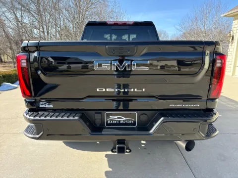 More photos of 2024 GMC SIERRA 2500 DENALI ULTIMATE at Banks Motors LLC, MO