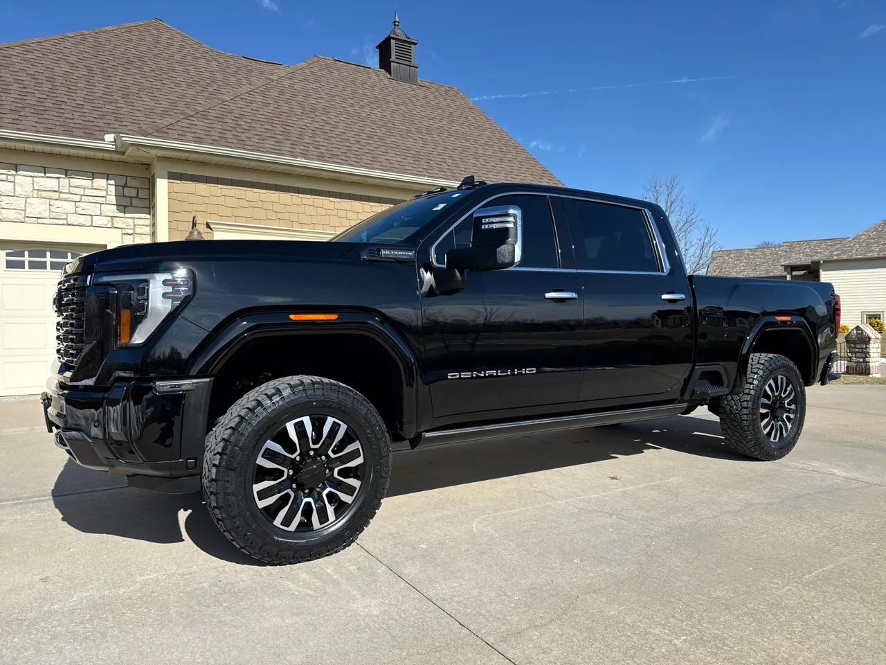 Black 2024 GMC SIERRA 2500 DENALI ULTIMATE for sale in Clinton, MO