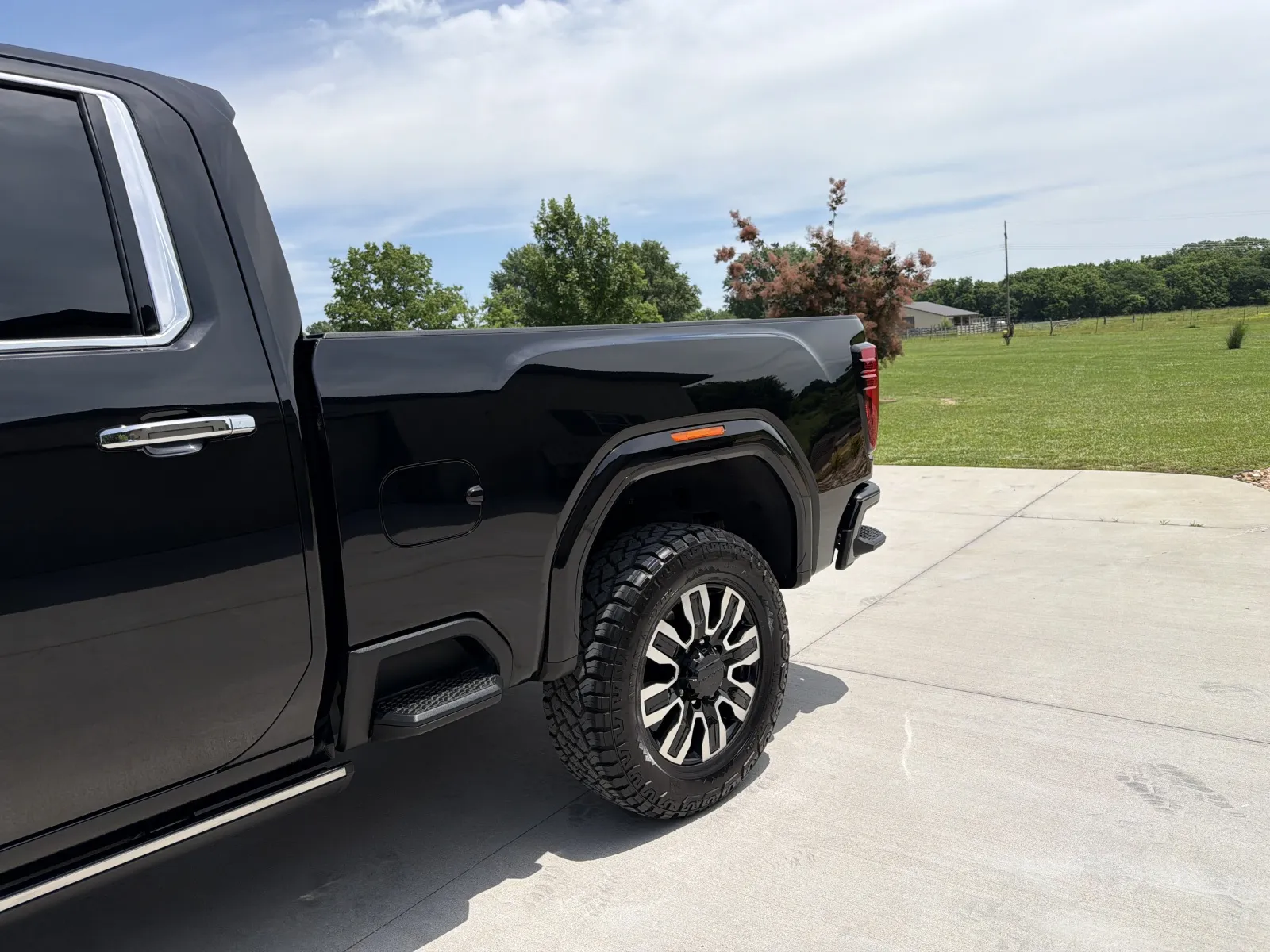 2024 GMC Sierra 2500HD Denali Ultimate - Photo 45