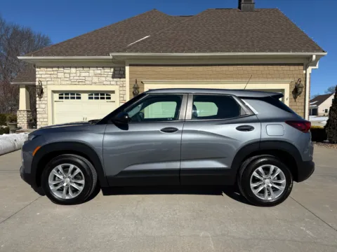 Photos of 2021 CHEVROLET TRAILBLAZER LS for sale in Clinton, MO at Banks Motors LLC