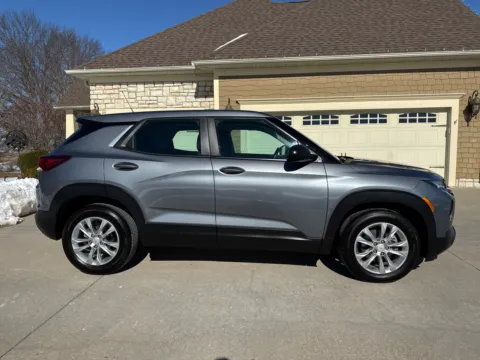 More photos of 2021 CHEVROLET TRAILBLAZER LS at Banks Motors LLC, MO