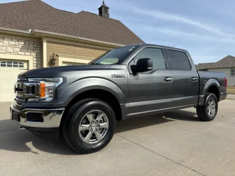 Gray 2018 FORD F-150 SUPERCREW for sale in Clinton, MO