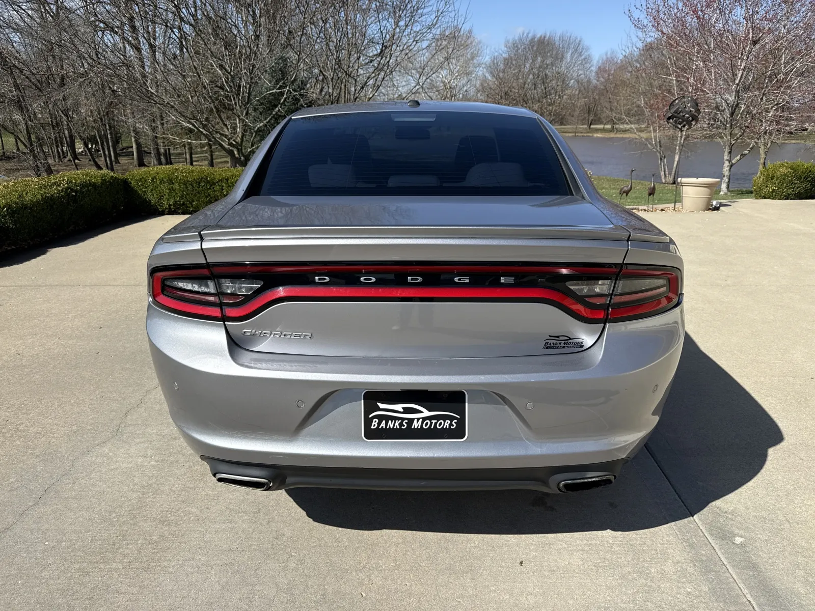 More photos of 2015 DODGE CHARGER SE at Banks Motors LLC, MO