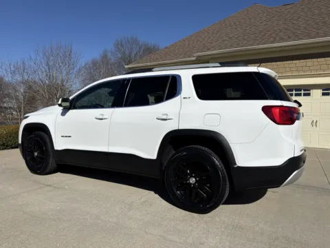 Another view of 2018 GMC ACADIA SLT-1 for sale in Clinton, MO at Banks Motors LLC
