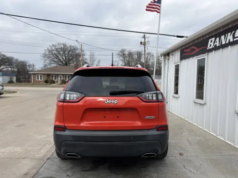 More photos of 2021 JEEP CHEROKEE LATITUDE LUX at Banks Motors LLC, MO