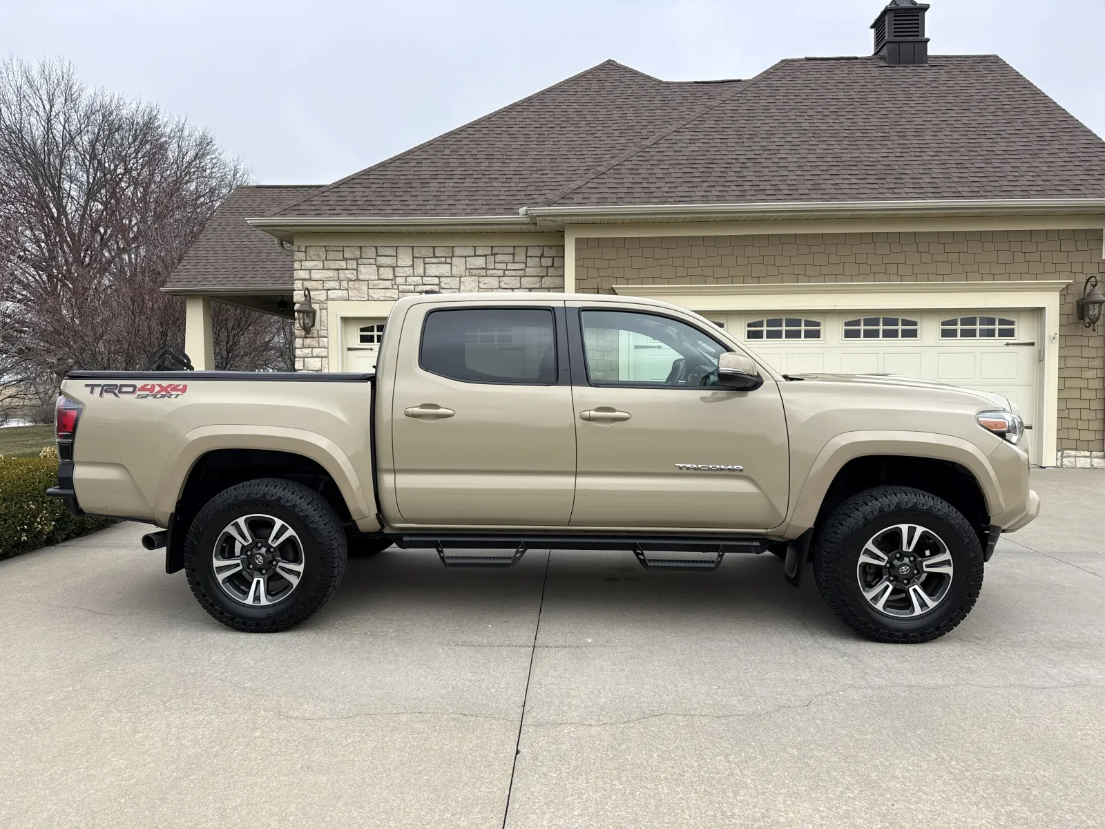 More photos of 2017 TOYOTA TACOMA TRD DOUBLE CAB at Banks Motors LLC, MO