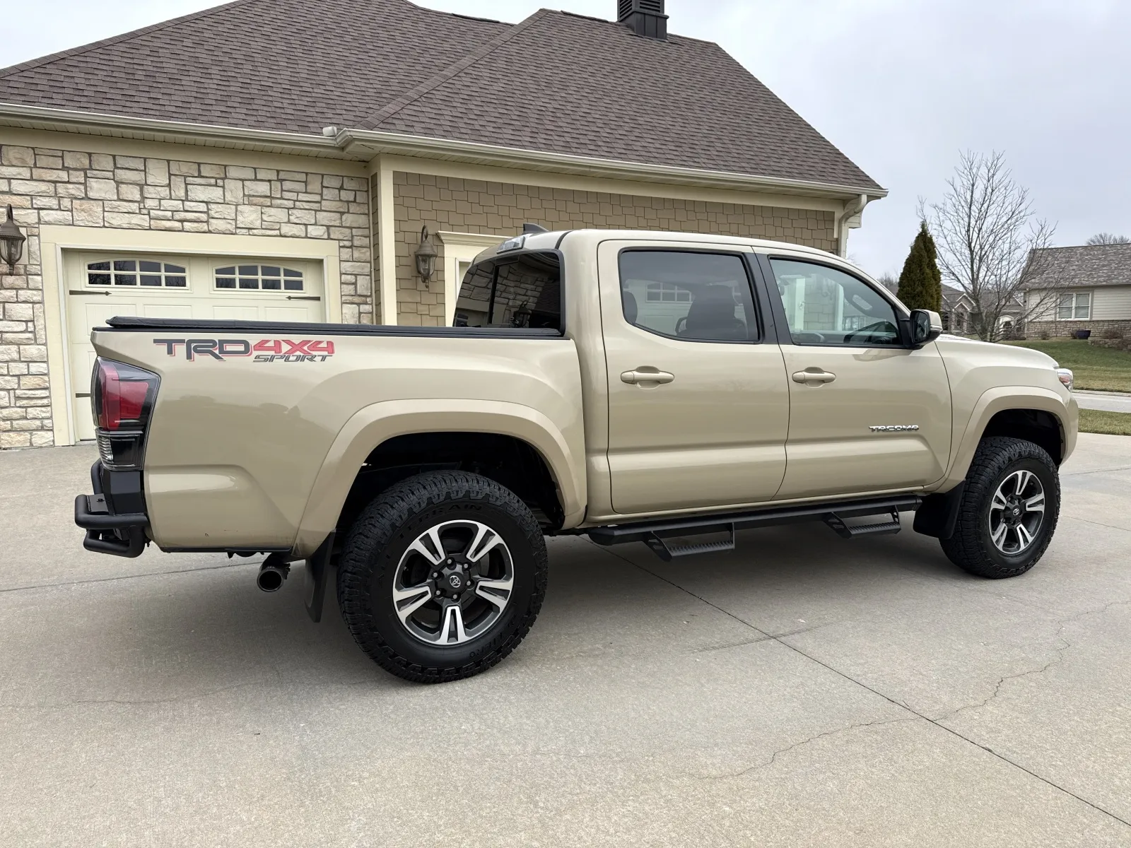 More photos of 2017 TOYOTA TACOMA TRD DOUBLE CAB at Banks Motors LLC, MO