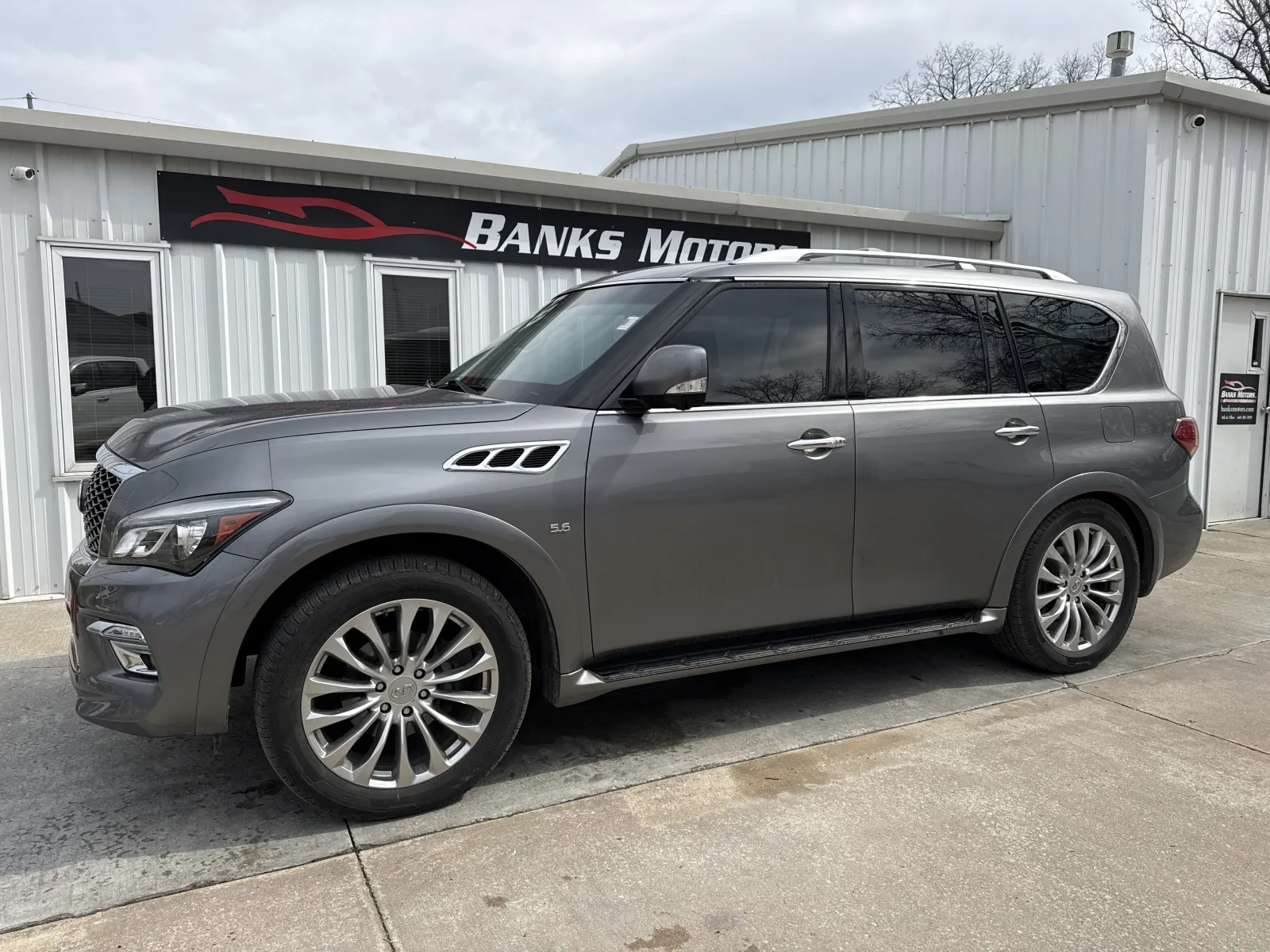 Gray 2016 INFINITI QX80 for sale in Clinton, MO