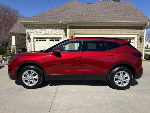 Photos of 2021 CHEVROLET BLAZER 2LT for sale in Clinton, MO at Banks Motors LLC