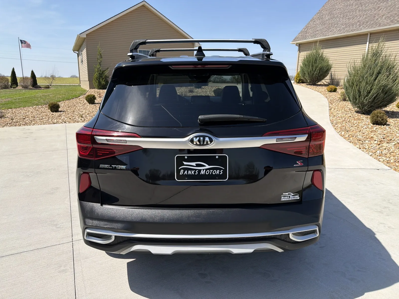 Another view of 2021 KIA SELTOS for sale in Clinton, MO at Banks Motors LLC