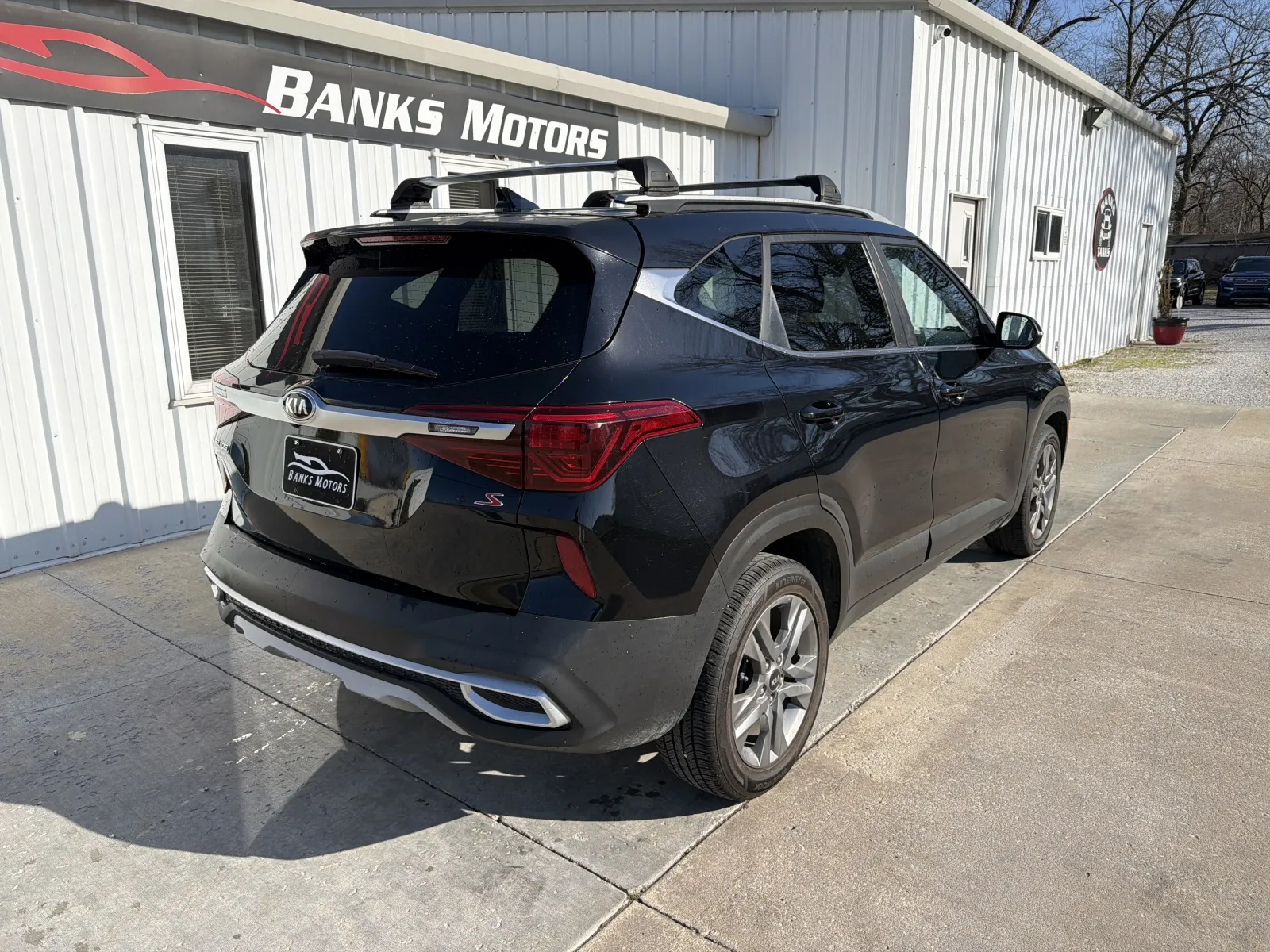 Photos of 2021 KIA SELTOS for sale in Clinton, MO at Banks Motors LLC