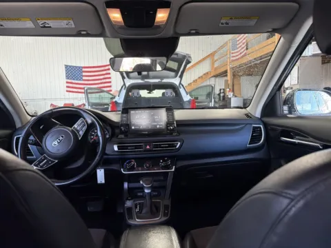 More photos of 2021 KIA SELTOS at Banks Motors LLC, MO