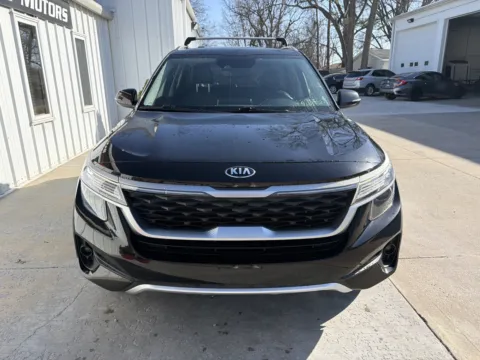 Another view of 2021 KIA SELTOS for sale in Clinton, MO at Banks Motors LLC