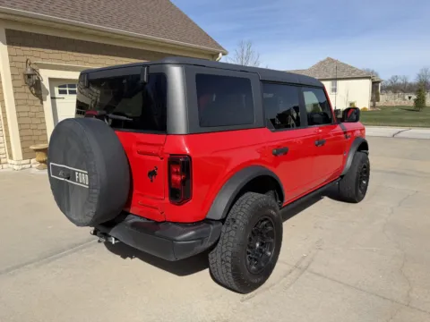 More photos of 2023 FORD BRONCO BASE at Banks Motors LLC, MO
