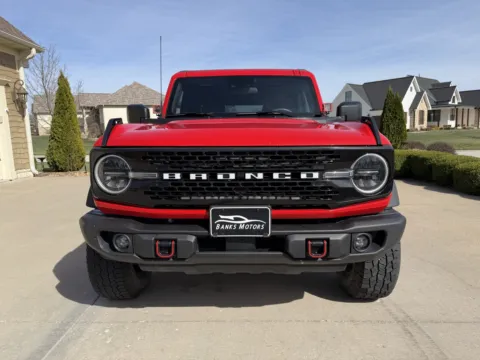 Photos of 2023 FORD BRONCO BASE for sale in Clinton, MO at Banks Motors LLC