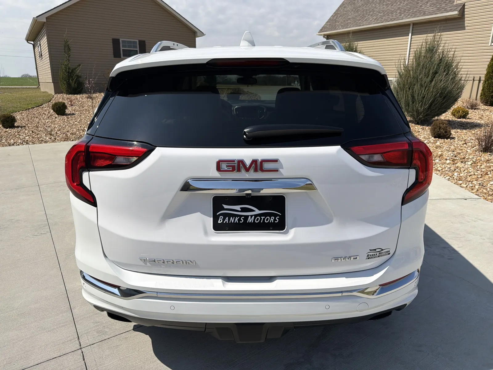 More photos of 2018 GMC TERRAIN DENALI at Banks Motors LLC, MO
