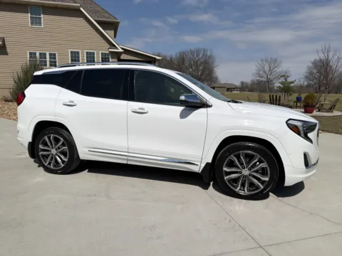 White 2018 GMC TERRAIN DENALI for sale in Clinton, MO