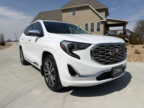 More photos of 2018 GMC TERRAIN DENALI at Banks Motors LLC, MO