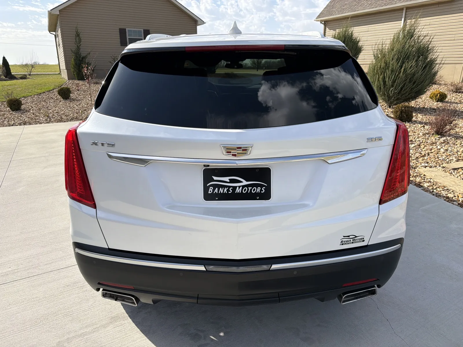 More photos of 2017 CADILLAC XT5 LUXURY at Banks Motors LLC, MO