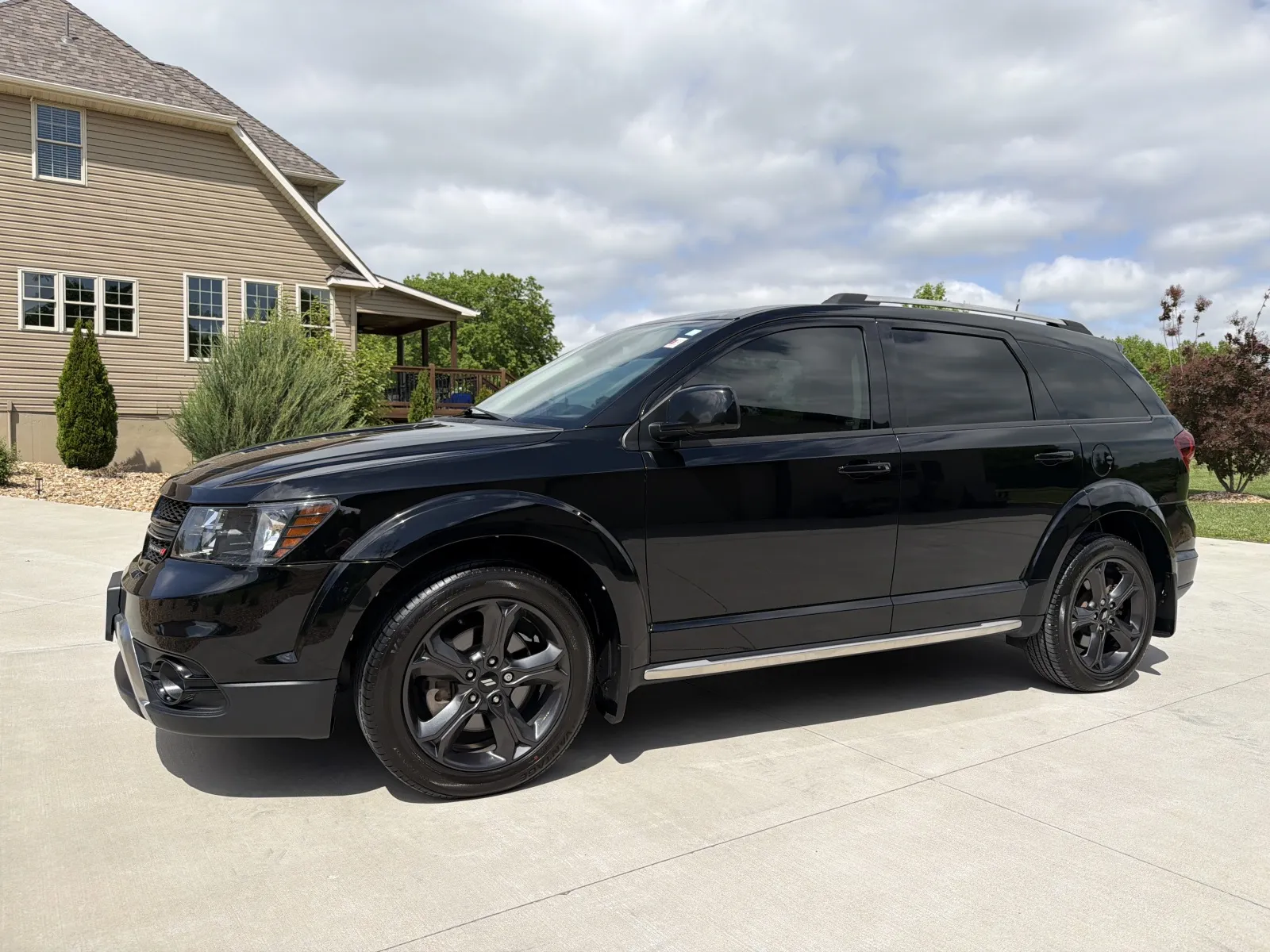 Black 2020 DODGE JOURNEY CROSSROAD for sale in Clinton, MO