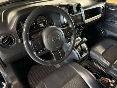 Photos of 2014 Jeep Compass Latitude Sport Utility 4D for sale in Clinton, MO at Banks Motors LLC