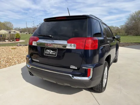 Another view of 2017 GMC TERRAIN SLE for sale in Clinton, MO at Banks Motors LLC