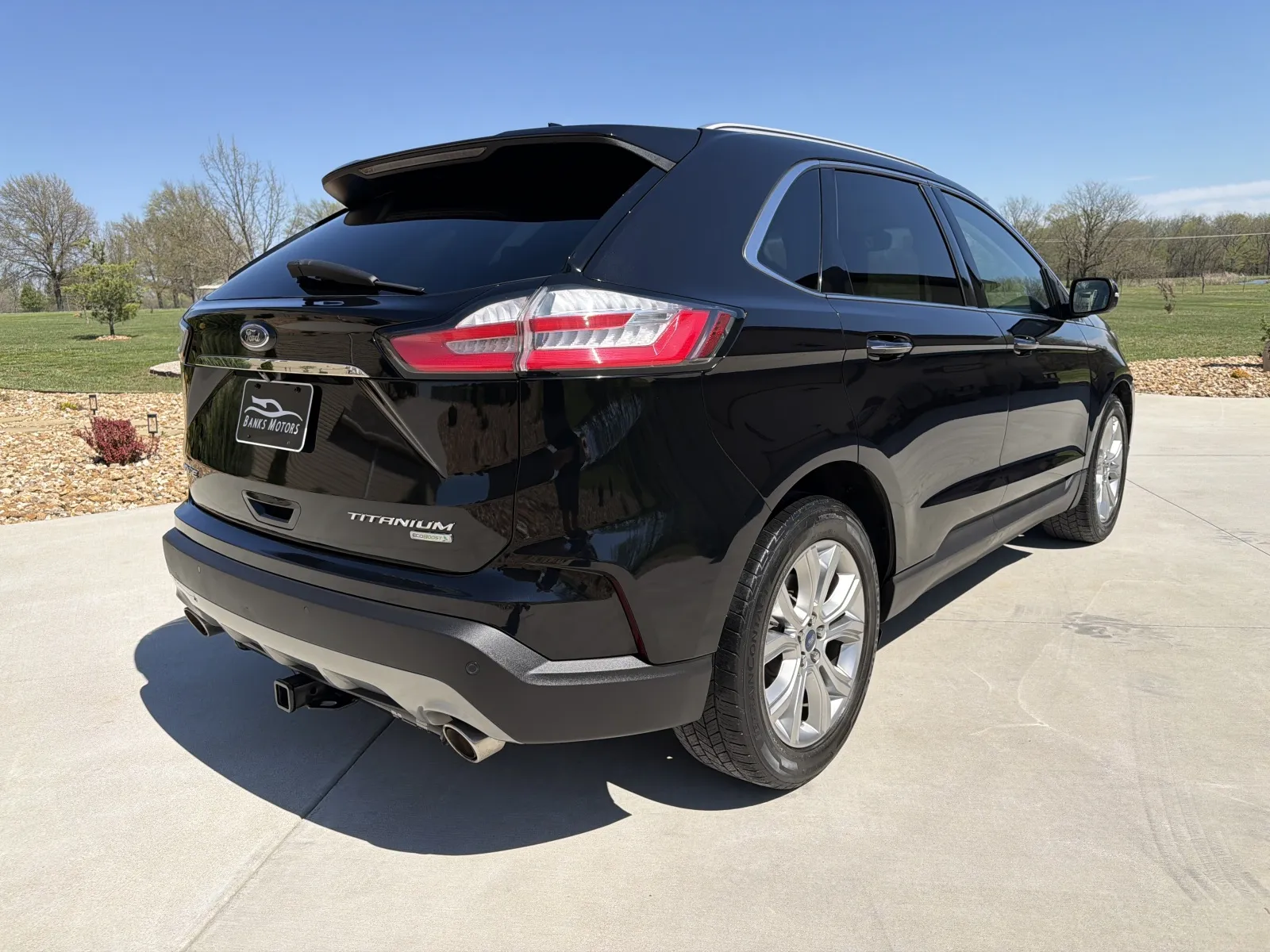 More photos of 2019 Ford Edge Titanium Sport Utility 4D at Banks Motors LLC, MO